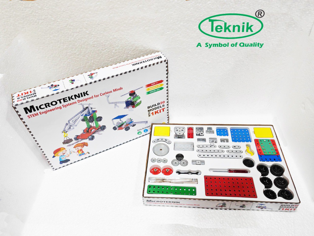 STEM Engineering Construction Kit – Build 20 Models